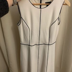 Banana republic cream and black dress. Fit and flare. Size 2. Great condition